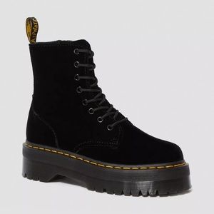 Dr. Martens Velvet Jadon Platform